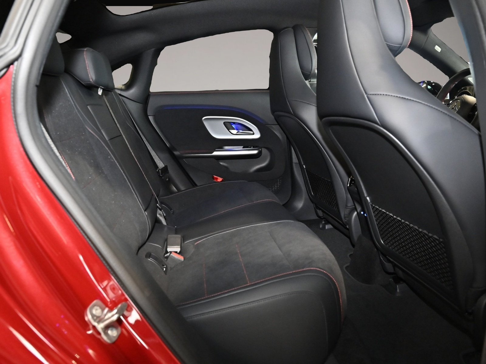 Bild 4 Mercedes-Benz CLA 200