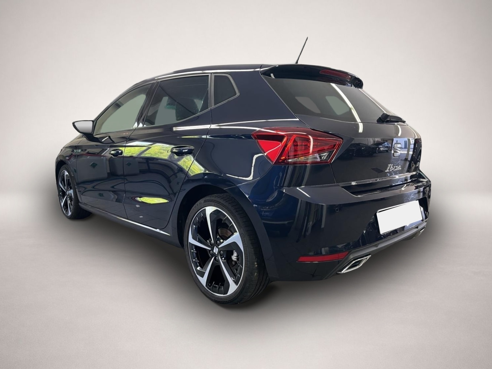 Bild 4 Seat Ibiza 1.0 TSI DSG AB148EUR FR PANO ALCANTARA NAV