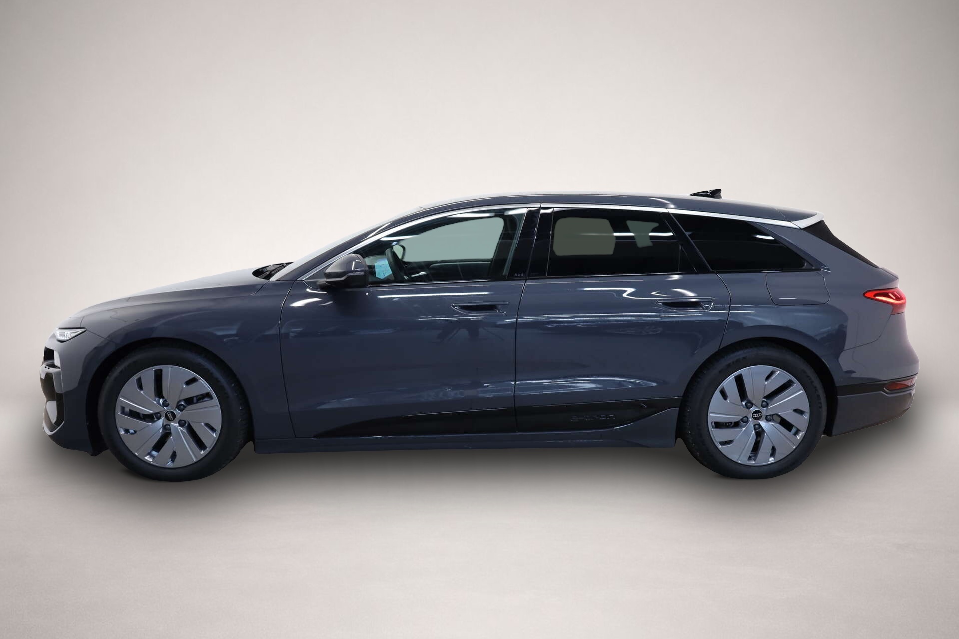 Fotografie 4 des Audi e-tron A6 Avant e-tron