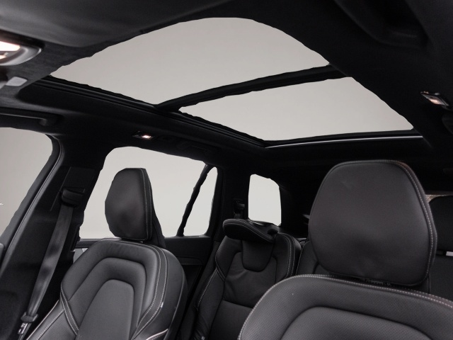 Bild 6 Volvo XC90 Ultimate Bright AWD 7-Sitzer HUD AD StandHZ