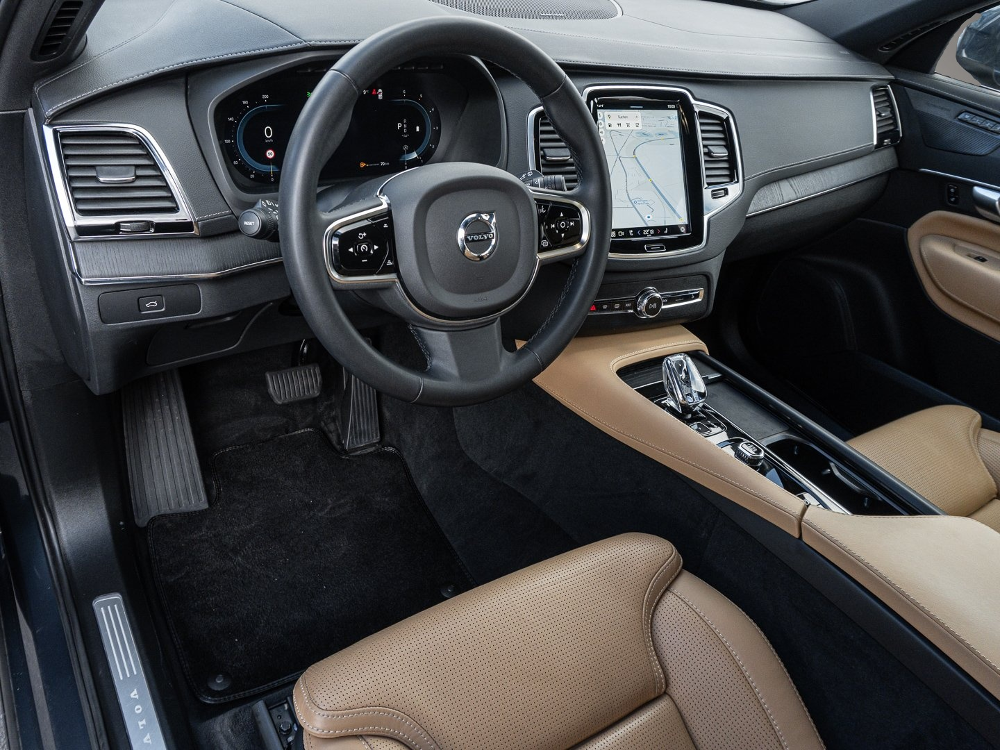 Bild 7 Volvo XC90 B5 AWD Plus Bright AHK LED 360Grad