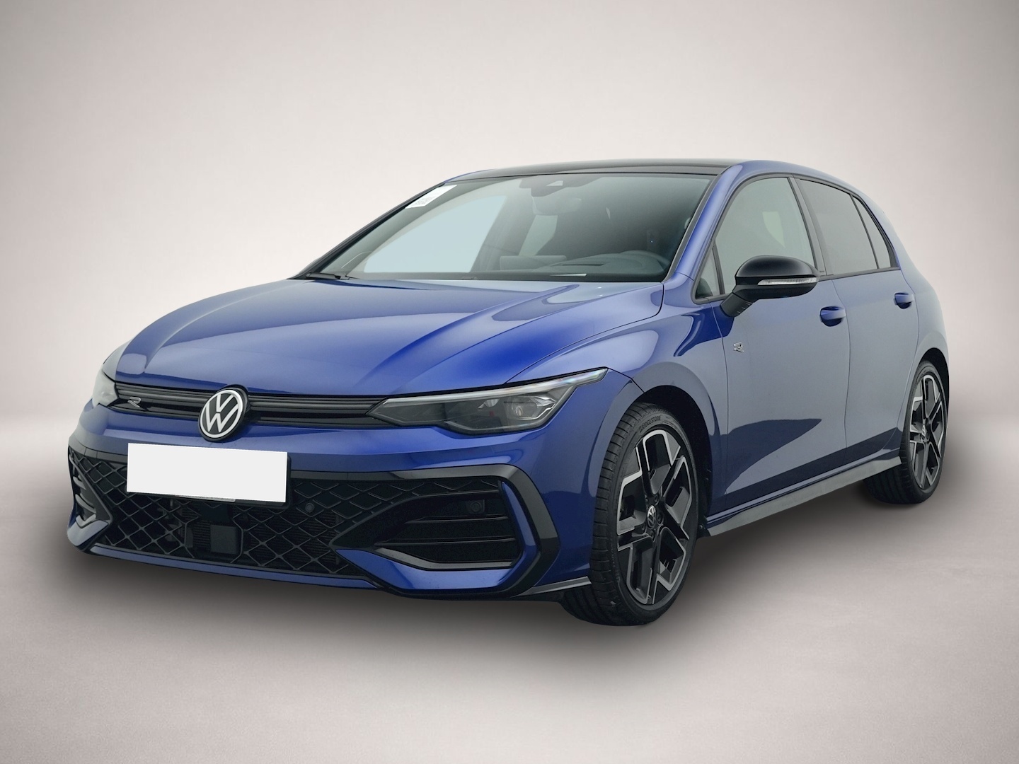 Fotografie 1 des Volkswagen Golf 8 1.5 eTSI DSG R-Line BLACK STYLE PANO IQ.L