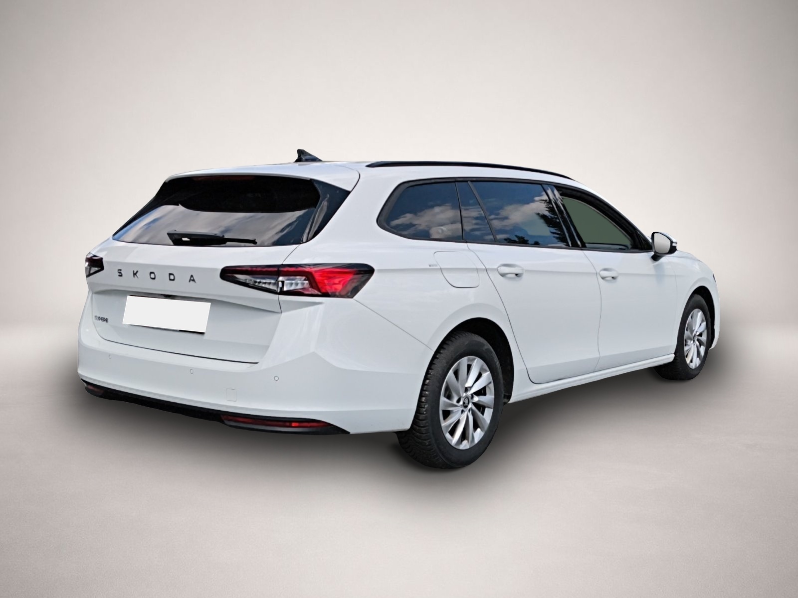 Bild 7 Skoda Superb Combi 1.5 TSI mHEV DSG Essence NAVI RFK A