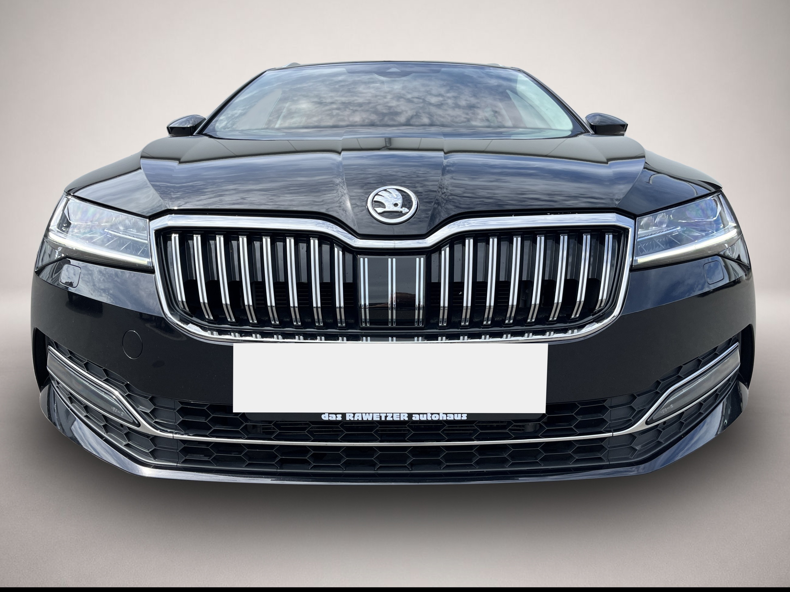 Bild 2 Skoda Superb Combi 2.0 TDI DSG Style AHK VirtCockpit S