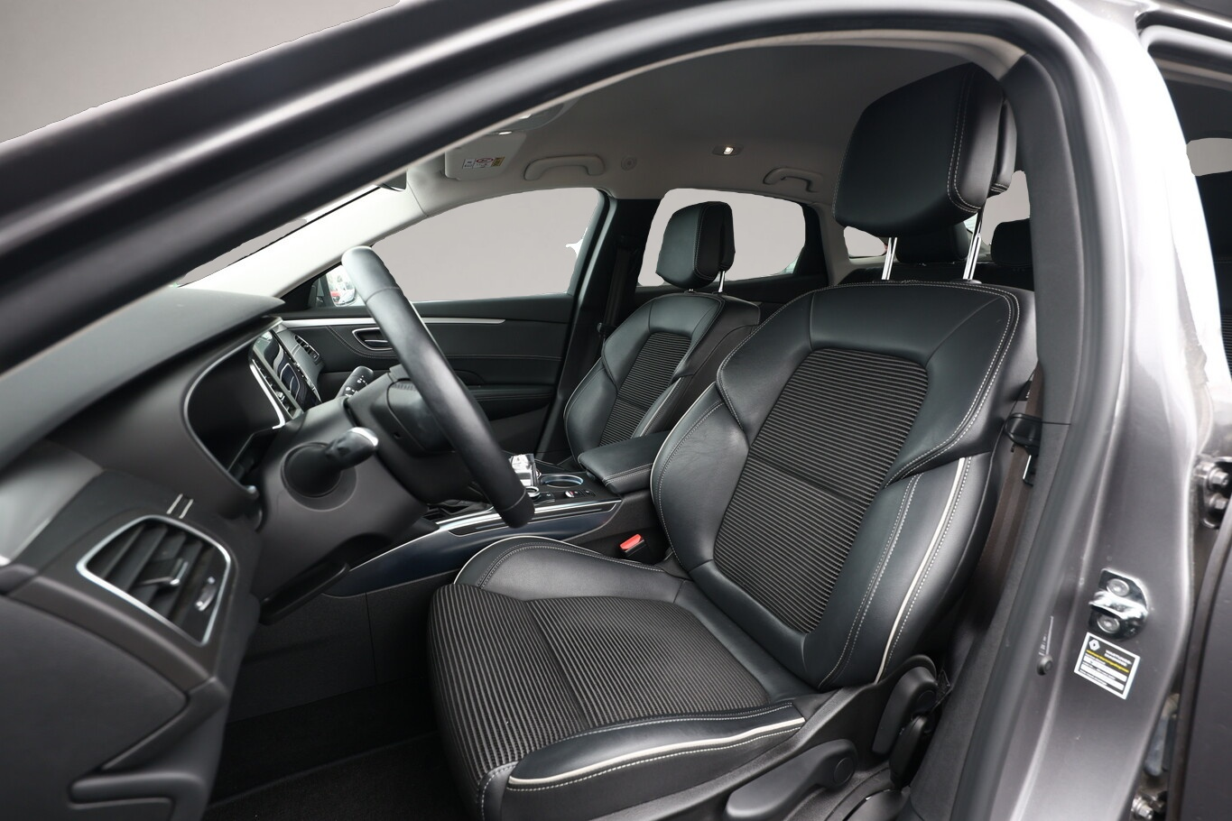 Bild 5 Renault Talisman 1.3 TCe 160 EDC Intens LED Nav PDC Kam