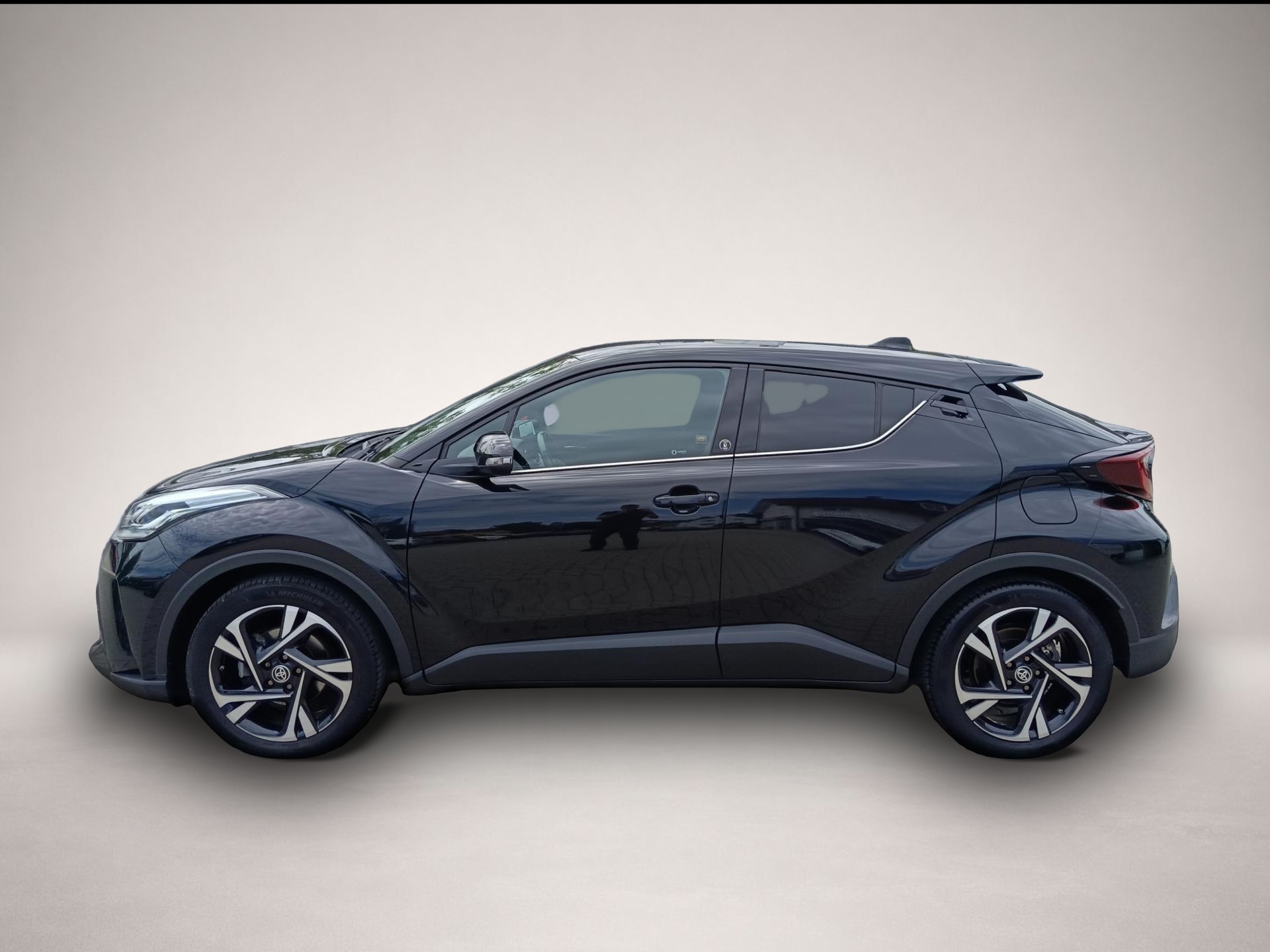 Fotografie 6 des Toyota C-HR 2.0 Hybrid Team D 