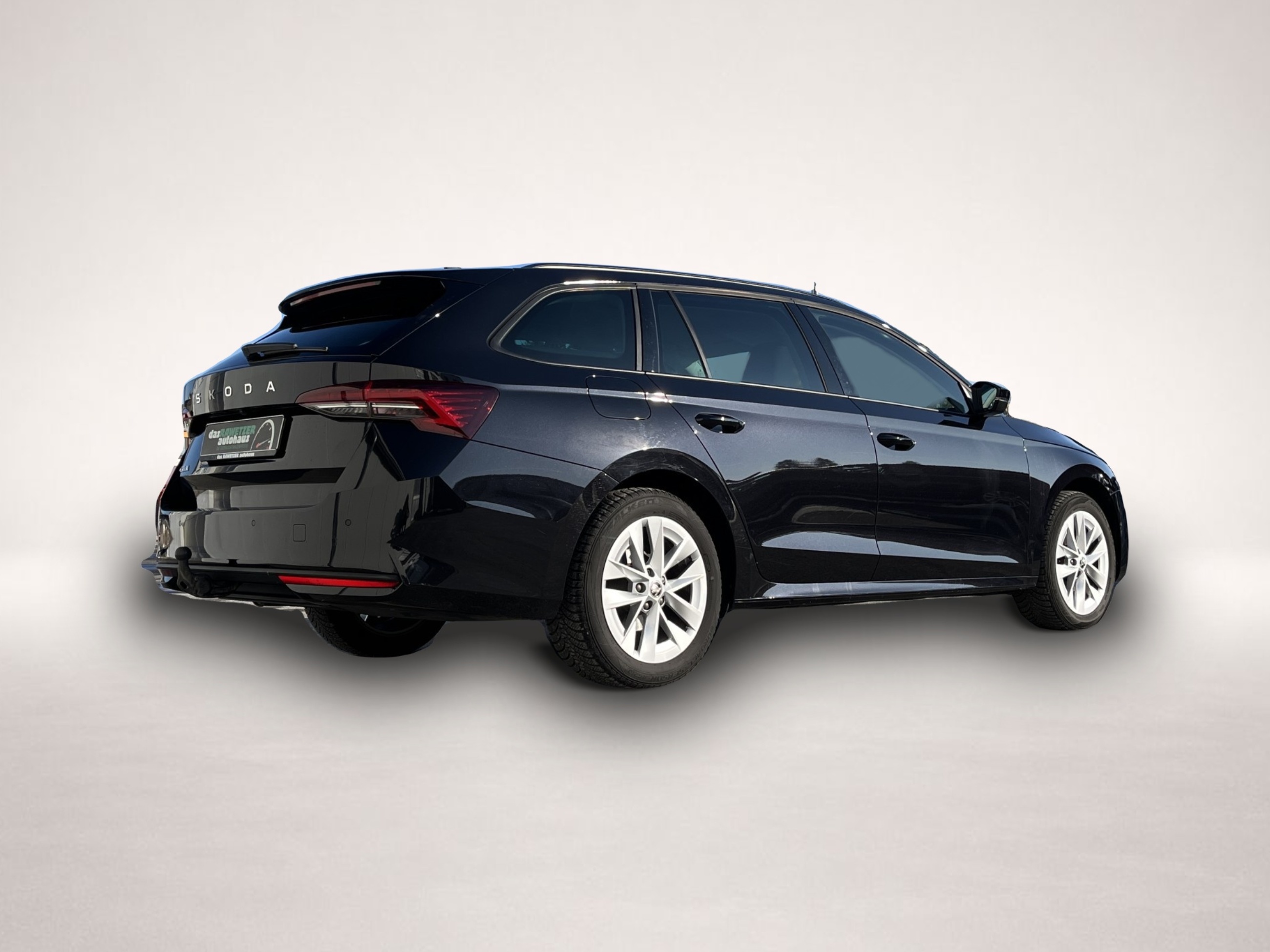 Fotografie 5 des Skoda Octavia Combi 2.0 TDI DSG Selection AHK 4xSHZ LR