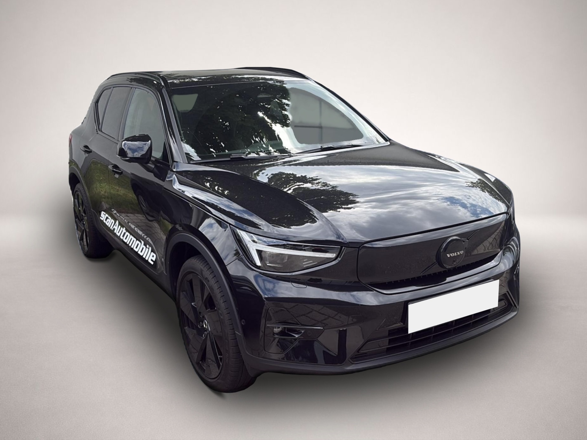 Fotografie 4 des Volvo EX40 300 kW Twin Motor AWD Ultra Black Edition L