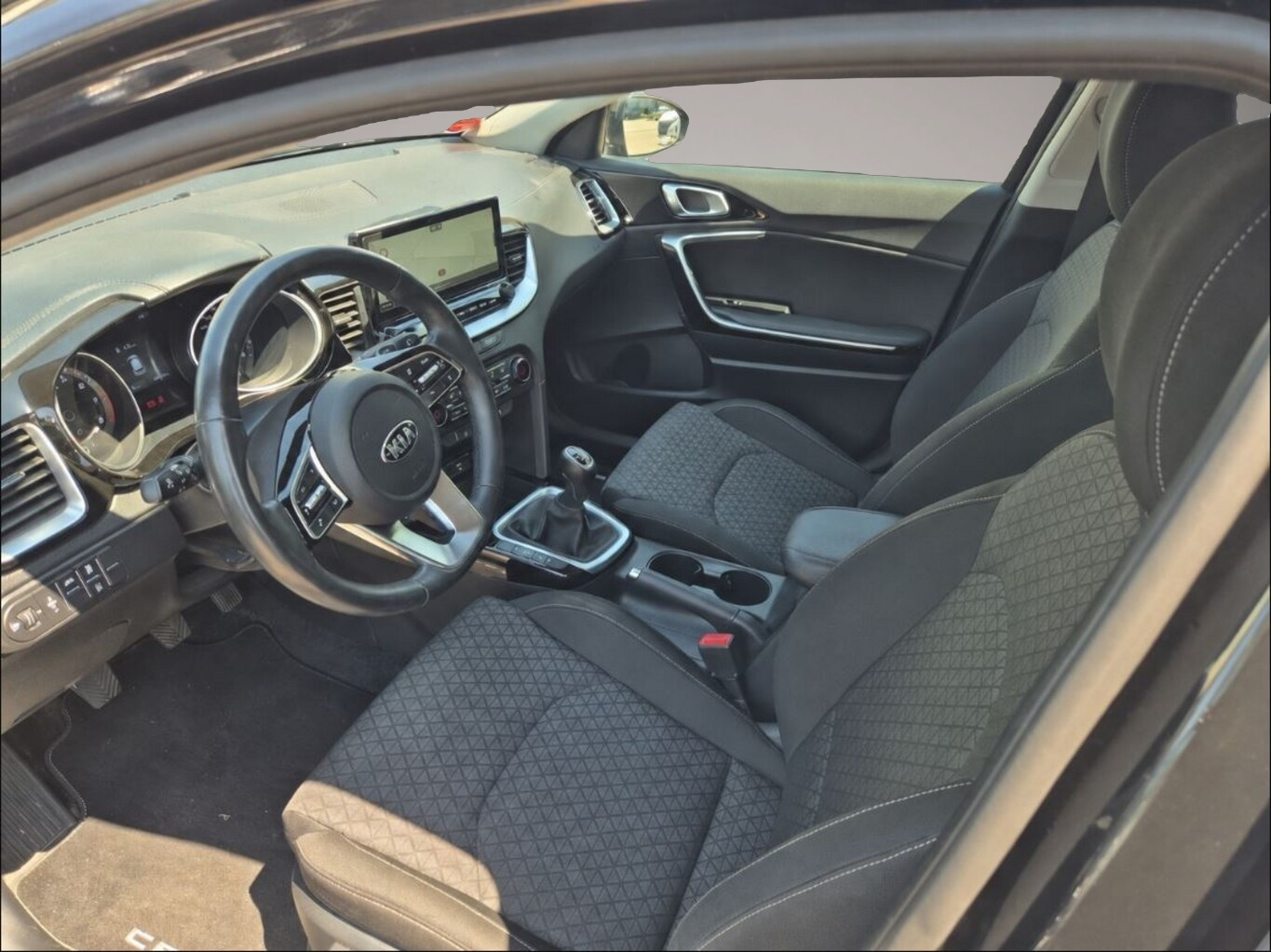 Bild 5 Kia cee'd / Ceed 1.4 TGDI 140 Vision Nav AHK KomfortP PDC