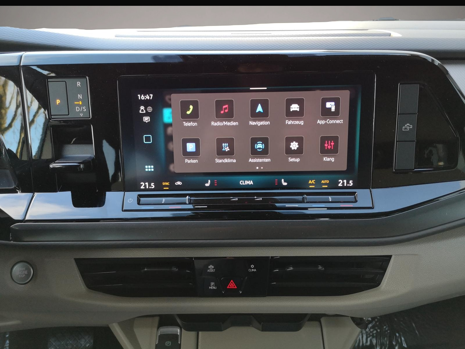 Bild 3 Volkswagen T7 California 1.5 TSI Beach Camper eHybrid 4MOTI