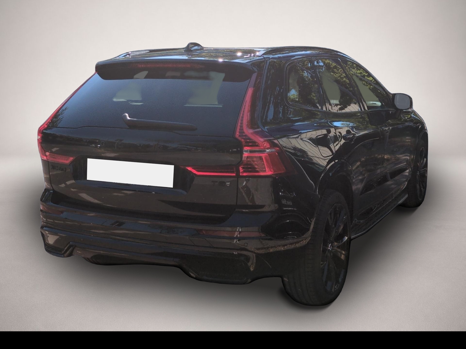 Bild 3 Volvo XC60 XC 60 Plus Black Edition Recharge Plug-In Hybrid