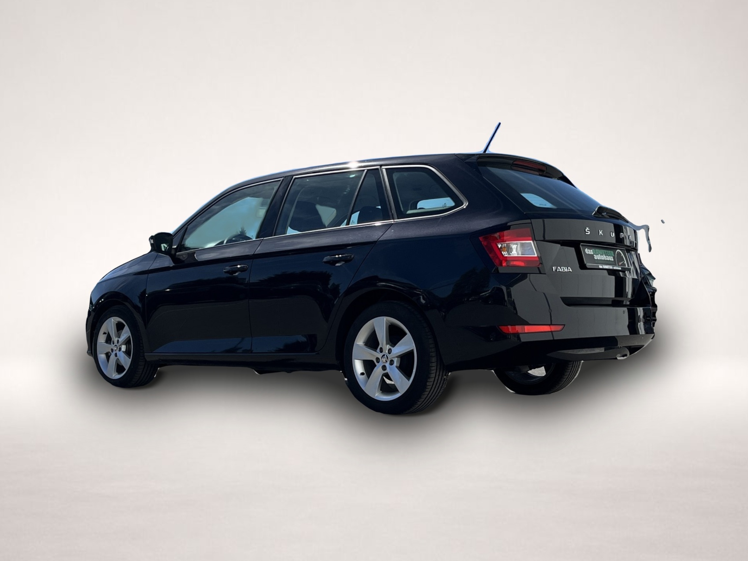 Bild 7 Skoda Fabia Combi 1.0 TSI Active 100¤ m.20% Anz. SHZ P