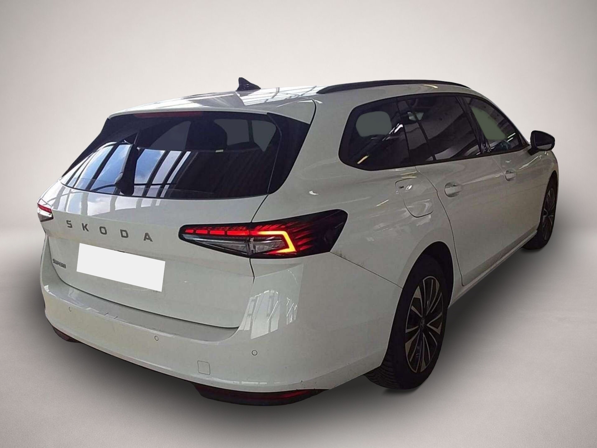 Bild 2 Skoda Superb Combi 2.0 TDI Selection