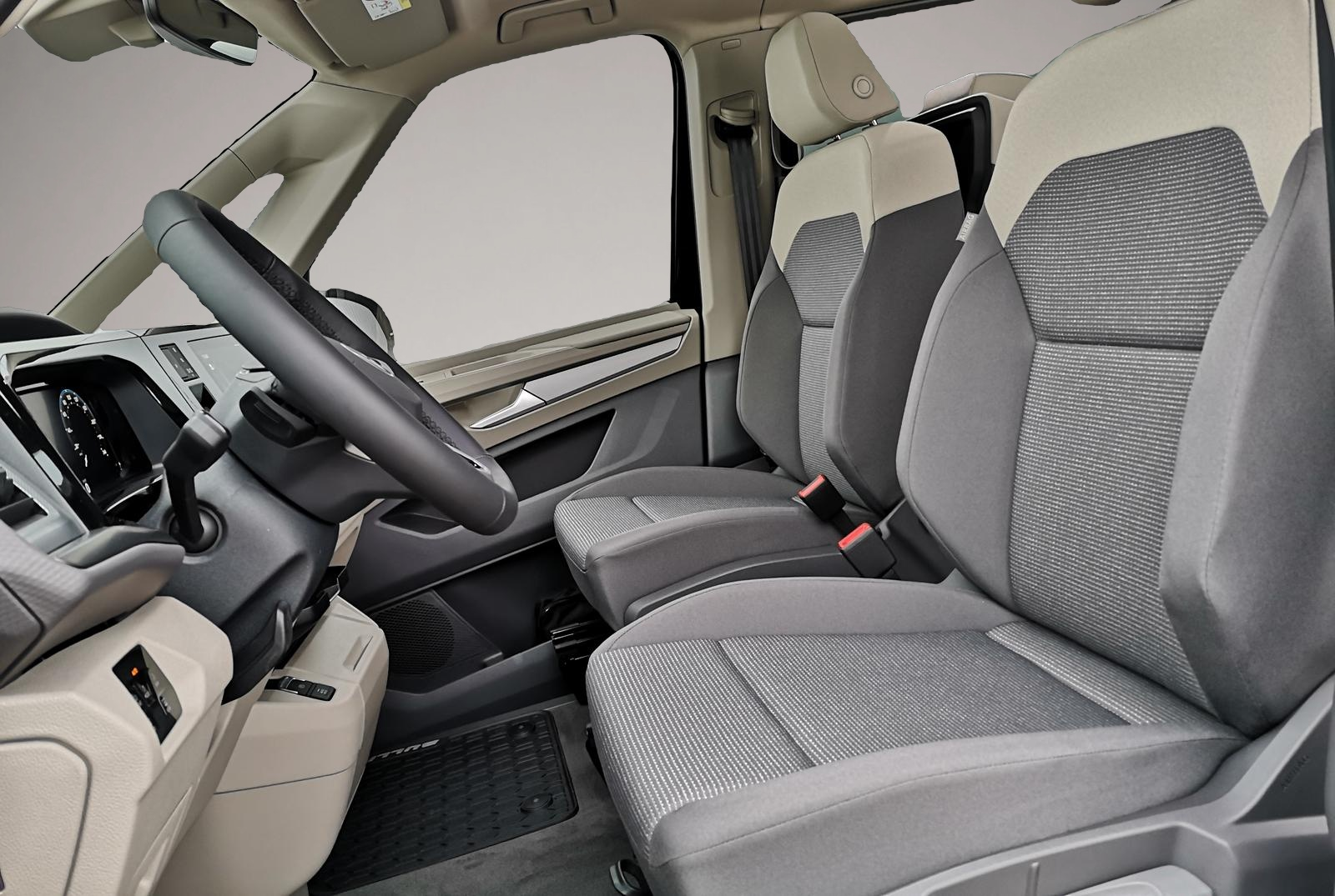 Fotografie 3 des Volkswagen T7 Multivan 1,5eHybrid DSG 4Motion Sport Edition