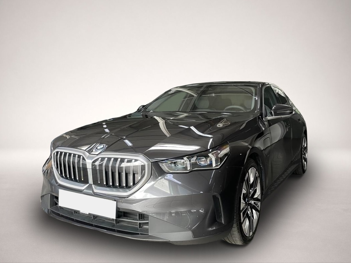 Fotografie 1 des BMW 550 e xDrive LED Pano Live Cockpit Prof. ACC H&K