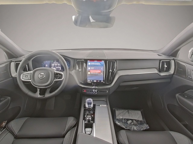 Bild 4 Volvo XC60 Ultra Dark AWD HUD AD Digitales Cockpit Mem