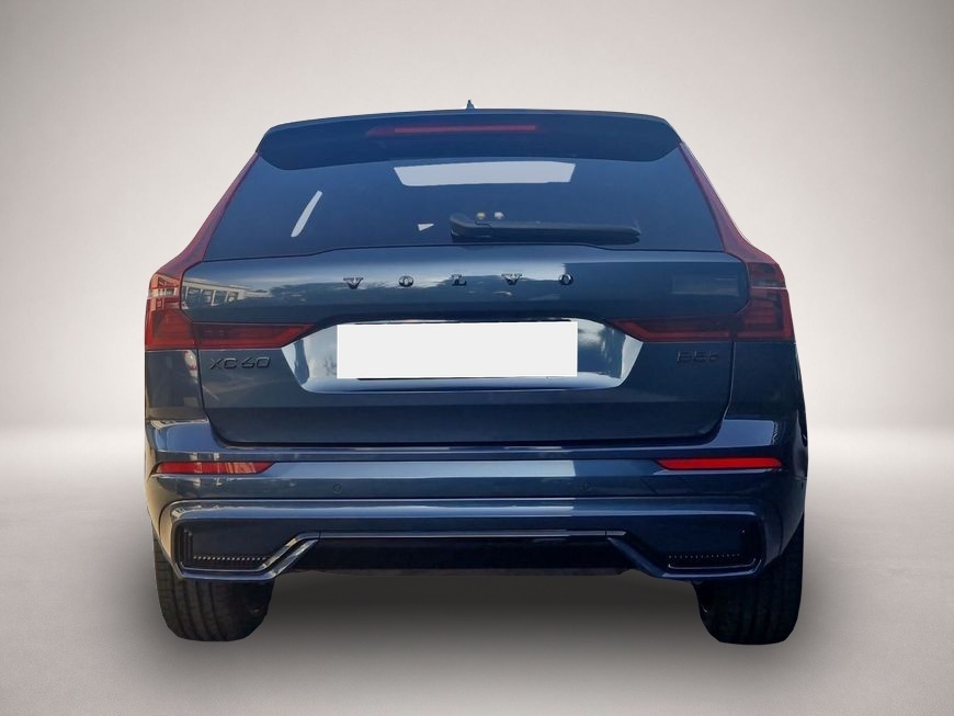 Bild 5 Volvo XC60 B5 B AWD Plus Black Edition Pano*AHZV