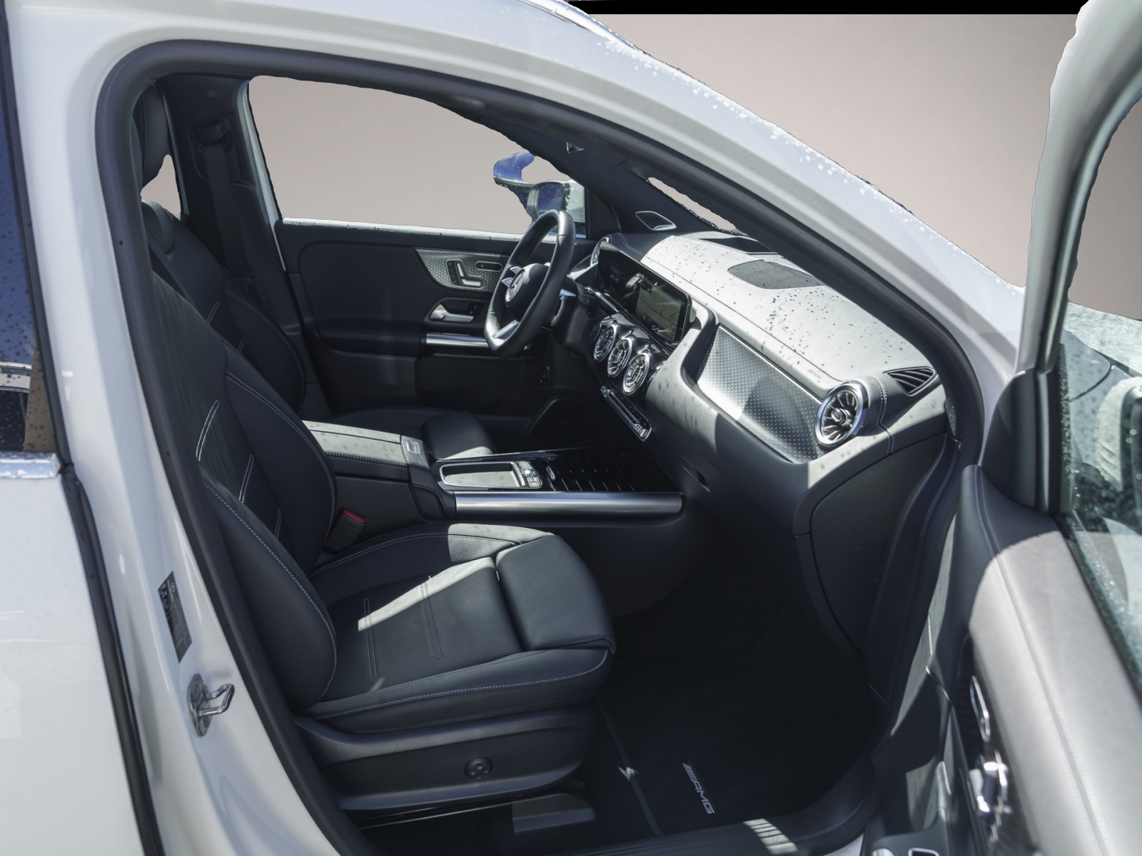 Bild 2 Mercedes-Benz EQA 250