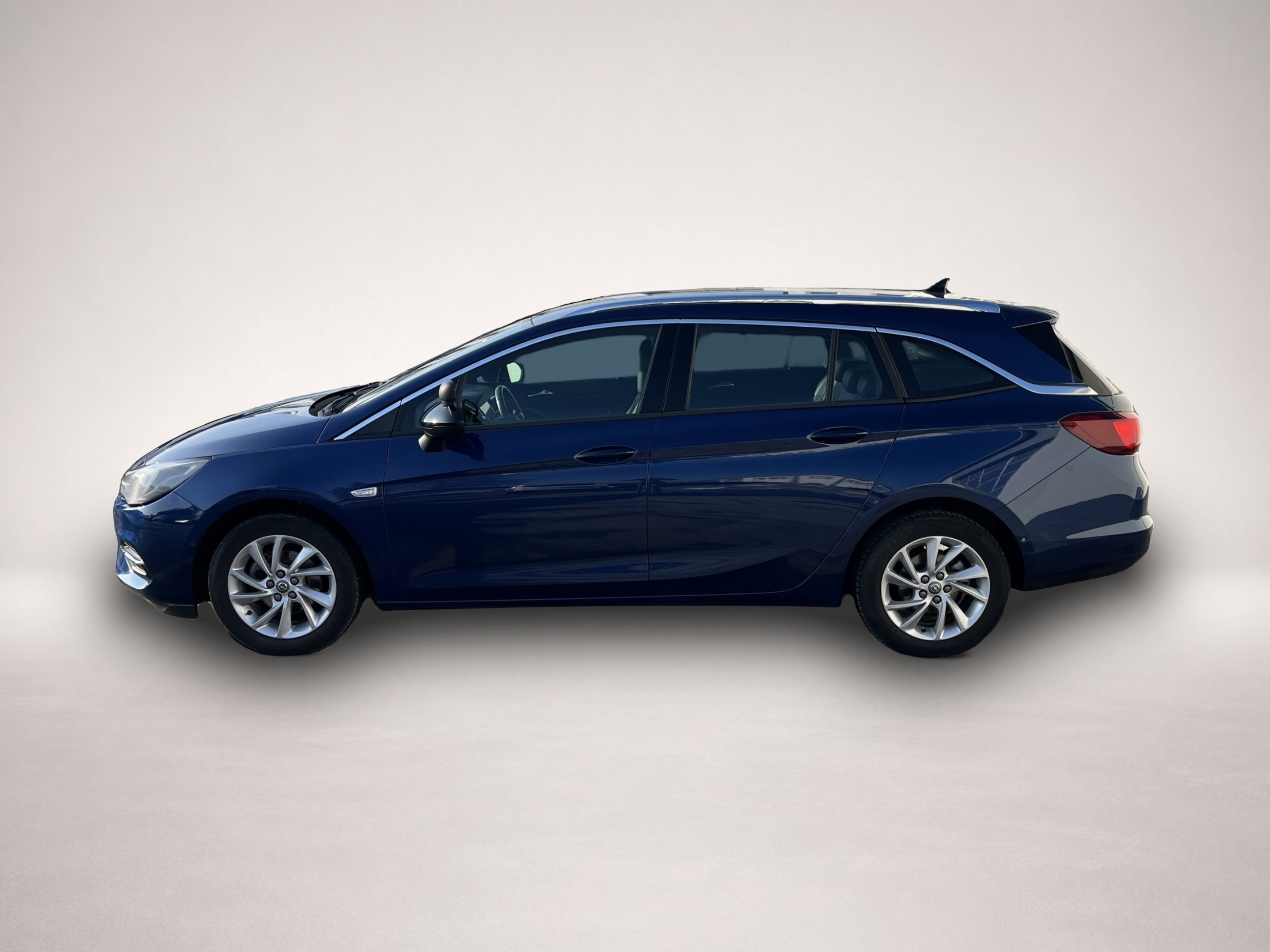 Fotografie Opel Astra ST 1.5D Elegance Fahrschulfahrzeug Navi Ka