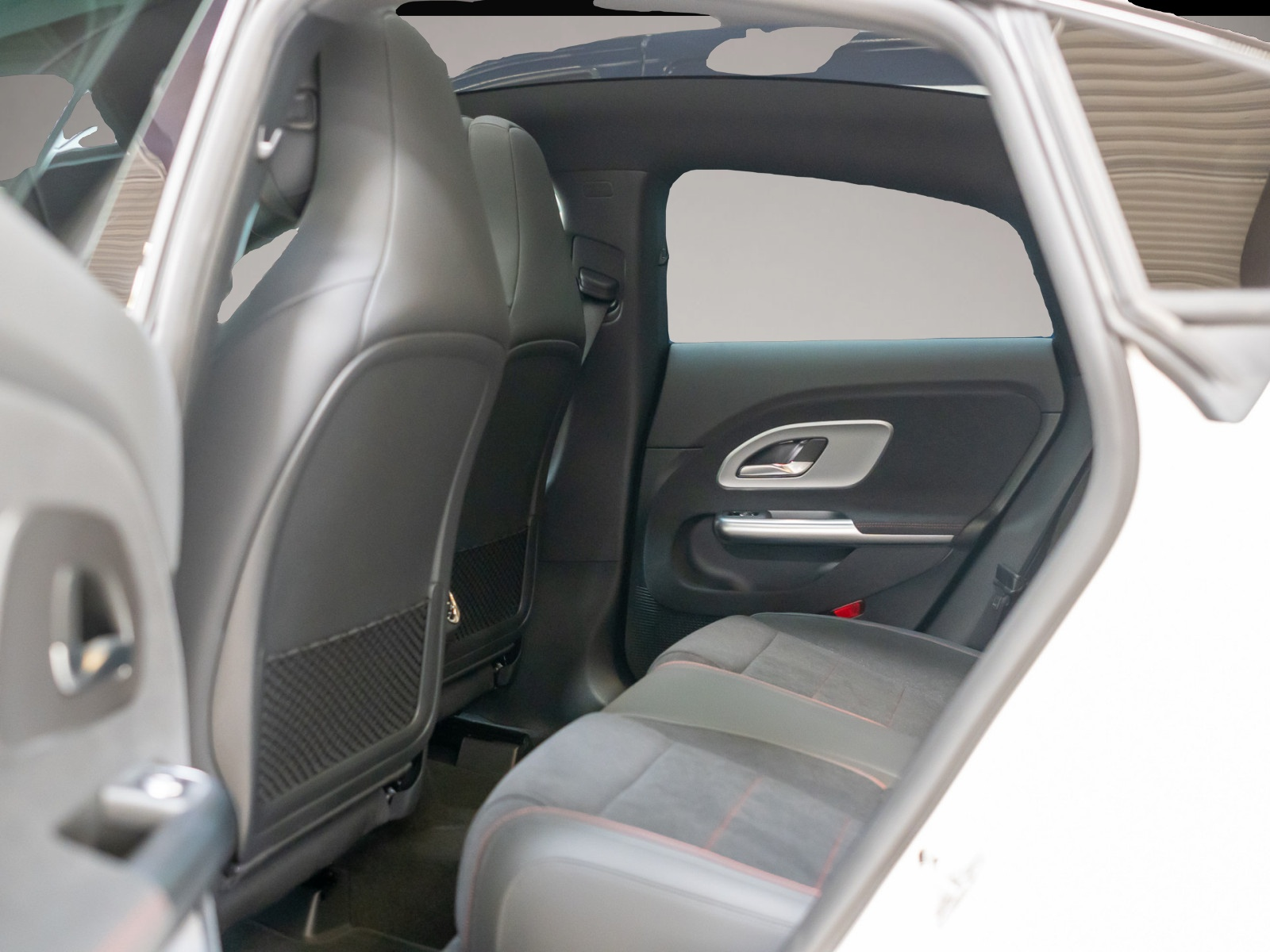 Bild 4 Mercedes-Benz CLA 180