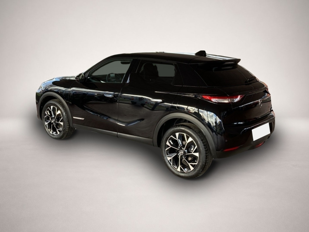 Bild 4 DS Automobiles DS3 Mild-Hybrid Antoine de Saint Exupery Leder