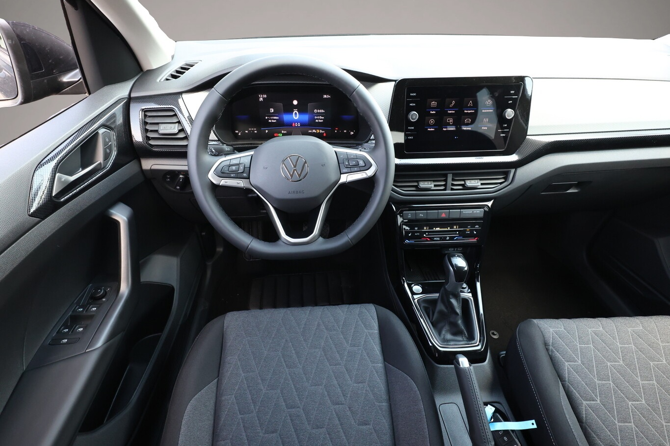 Fotografie 6 des Volkswagen T-Cross DSG Matrix 2ZKlima PrivG KAM R2D SHZ PDC