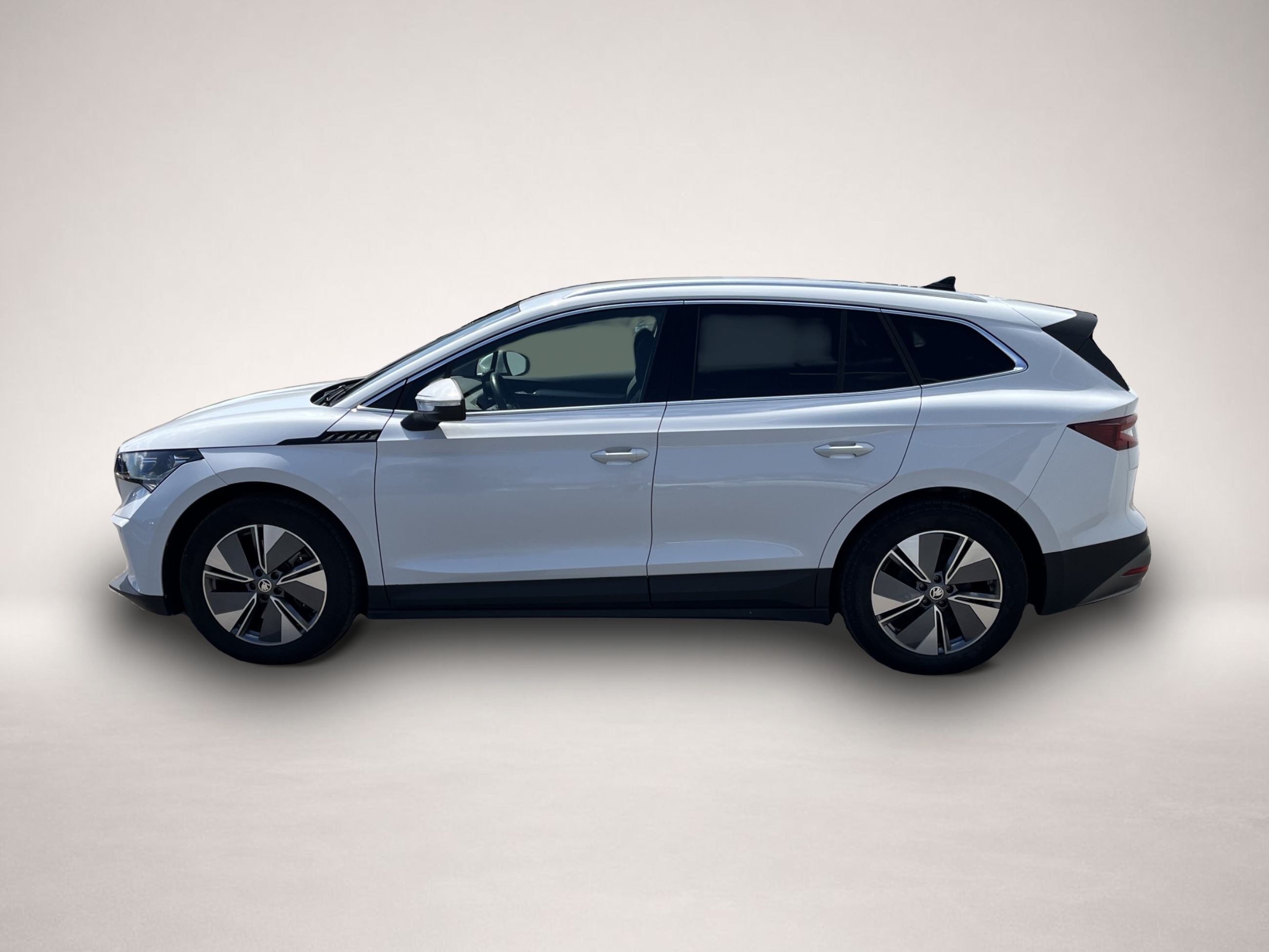 Bild 1 Skoda Enyaq 82kWh WäPu AHK Navi RFK el.Klappe LR-HZG S
