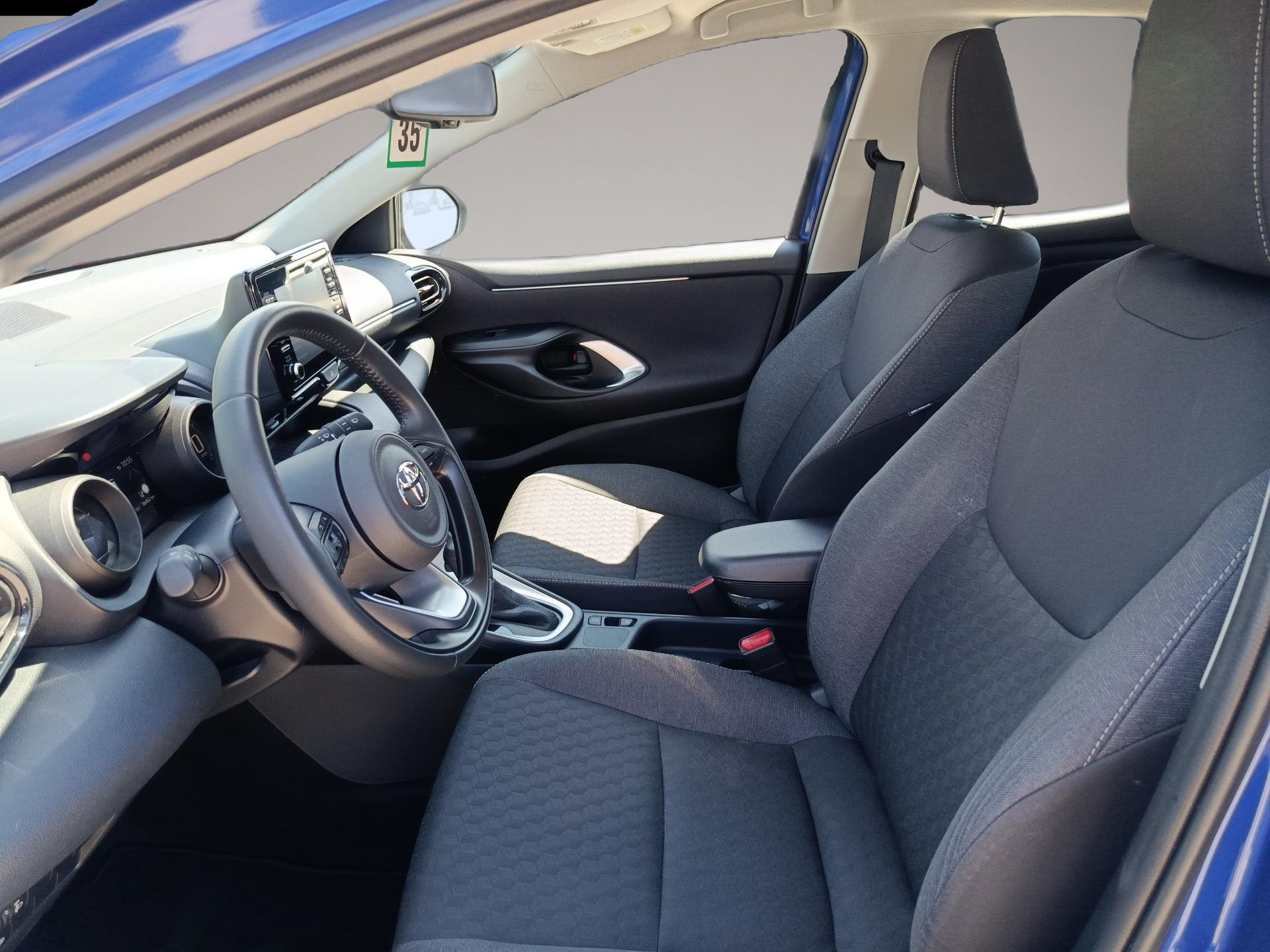 Bild 8 Toyota Yaris 1.5 Dual-VVT-iE Hybrid Team D 