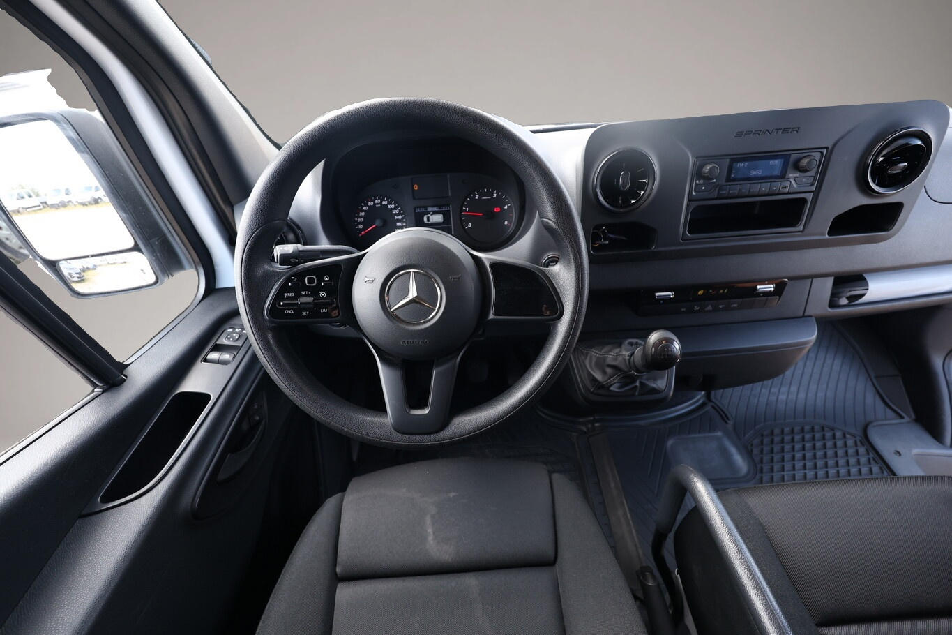 Fotografie 5 des Mercedes-Benz Sprinter III 317 CDI 170 3-S Klima Temp DAB L4H2