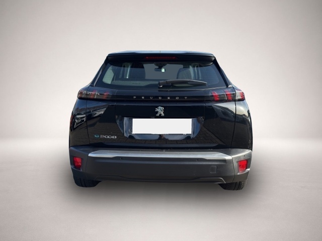 Fotografie 4 des Peugeot e-2008 Active NAVI+CARPLAY+SITZHZG+PDC+CAM+