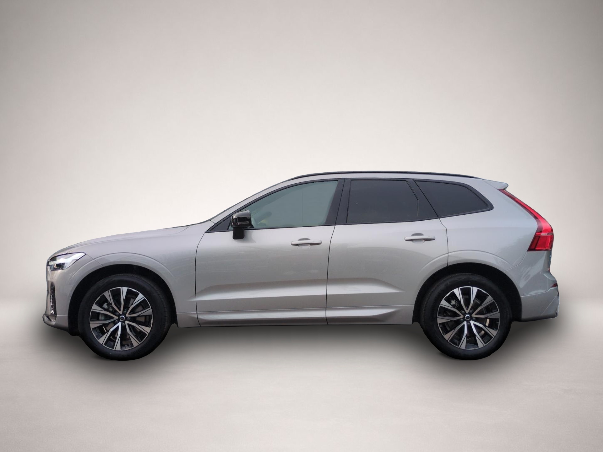 Bild 6 Volvo XC60 B4 (Diesel) Plus Dark AWD Automatik Bluetoo