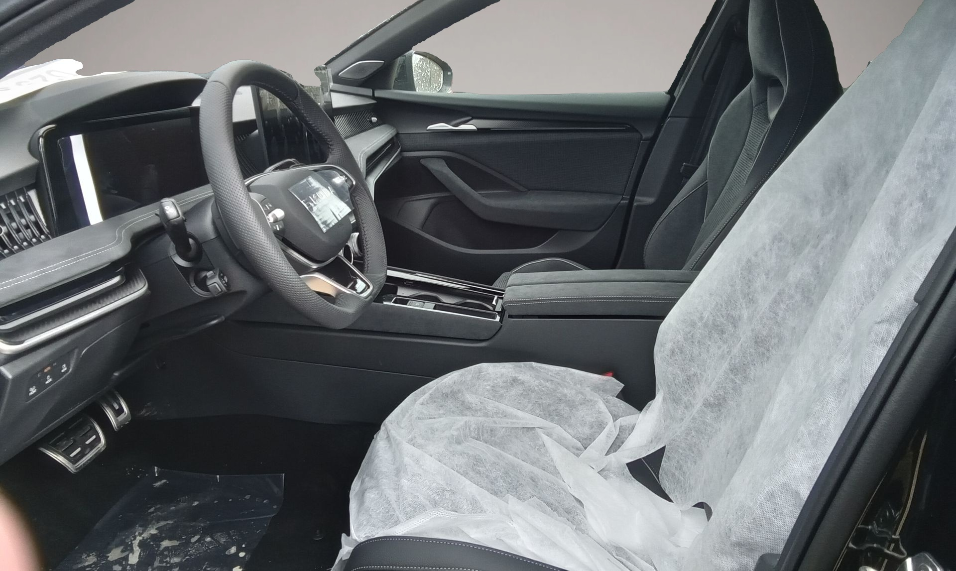 Bild 5 Skoda Superb Skoda Combi Sportline 2.0 TDI 142 kW (193