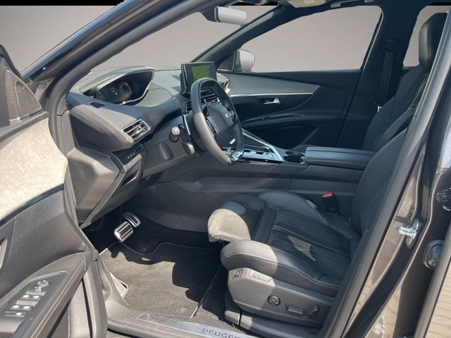 Bild 7 Peugeot 5008 GT HYBRID 136 e-DSC6 7-Sitzer PANO MASSAGE