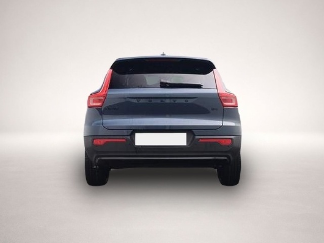 Volvo XC40 XC40  2.0 Black Edition Plus B4 Mild-Hybrid 197. - Thumbnail 2