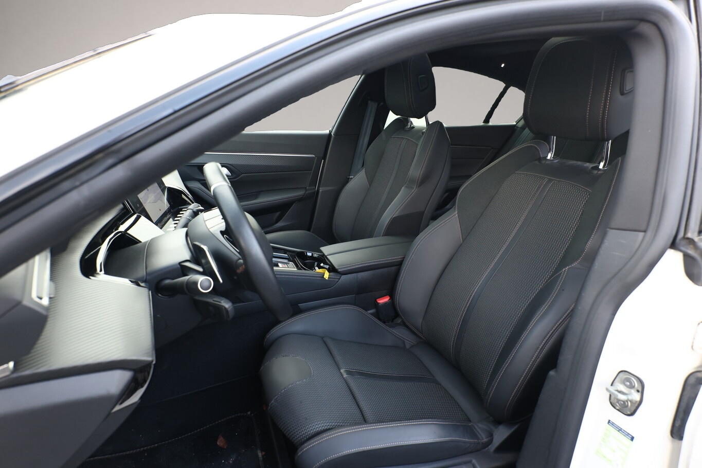 Bild 5 Peugeot 508 1.6 PureTech 180 Aut Allure LED Nav SchiebeD