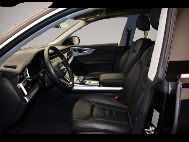 Bild 3 Audi quattro Q8 55 TFSI quattro tiptronic AHK/Pano/Rückfahrka