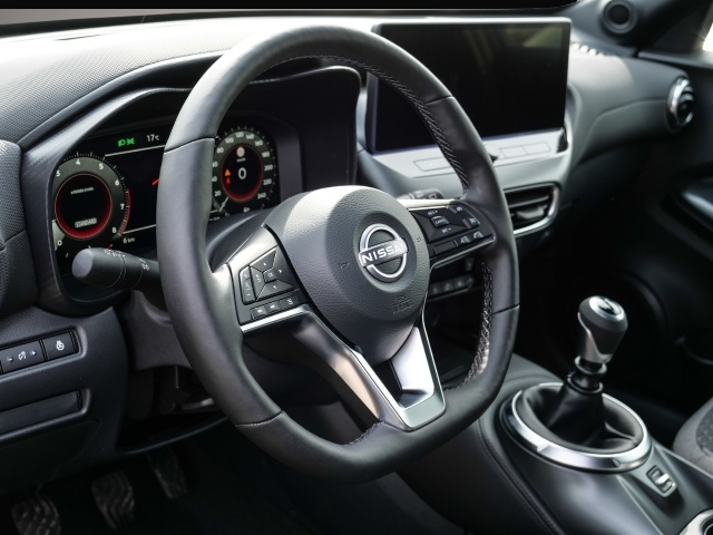 Bild 3 Nissan Juke N-Connecta 1.0 DIG-T 114PS 6MT Winterpaket