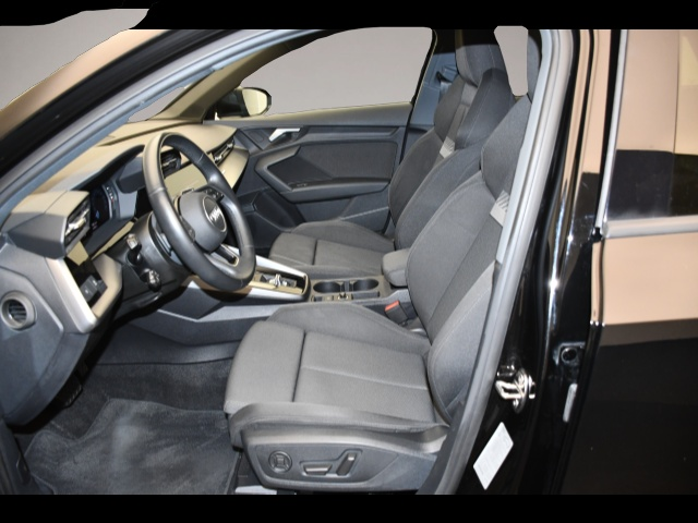 Bild 3 Audi A3 Sportback 35TFSI S-TRONIC LED/SITZHZ/APS