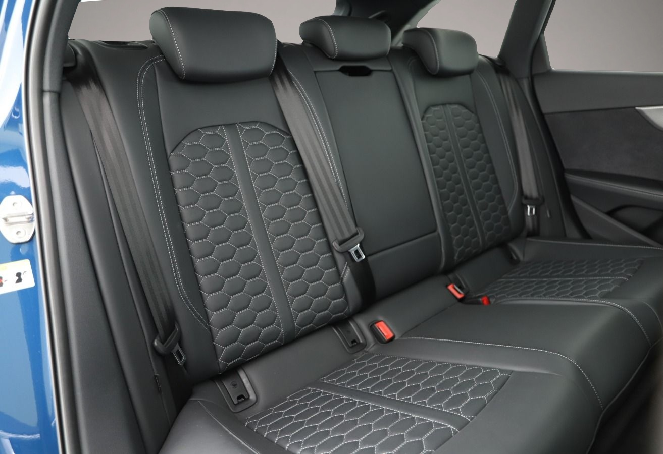 Bild 5 Audi RS4 RS 4 Avant Q Tiptronic Matrix Navi+ B&O Leder 20