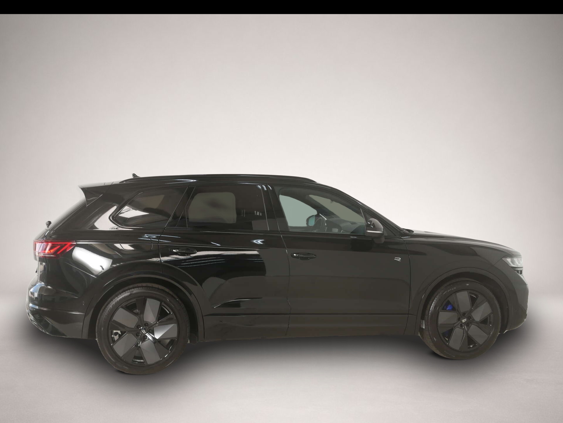 Fotografie 6 des Volkswagen Touareg 3.0 TSI V6 eHybrid 4Motion R