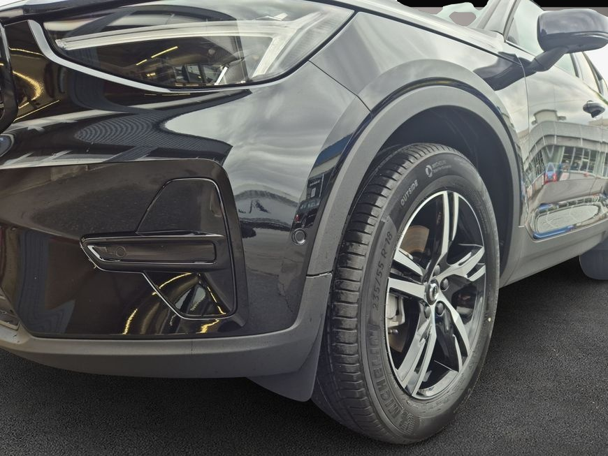Bild 6 Volvo XC40 B3 B DKG Plus Dark STDHZ*360°VIEW