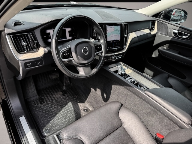 Bild 4 Volvo XC60 Inscription 2WD AHK El. Panodach Digitales