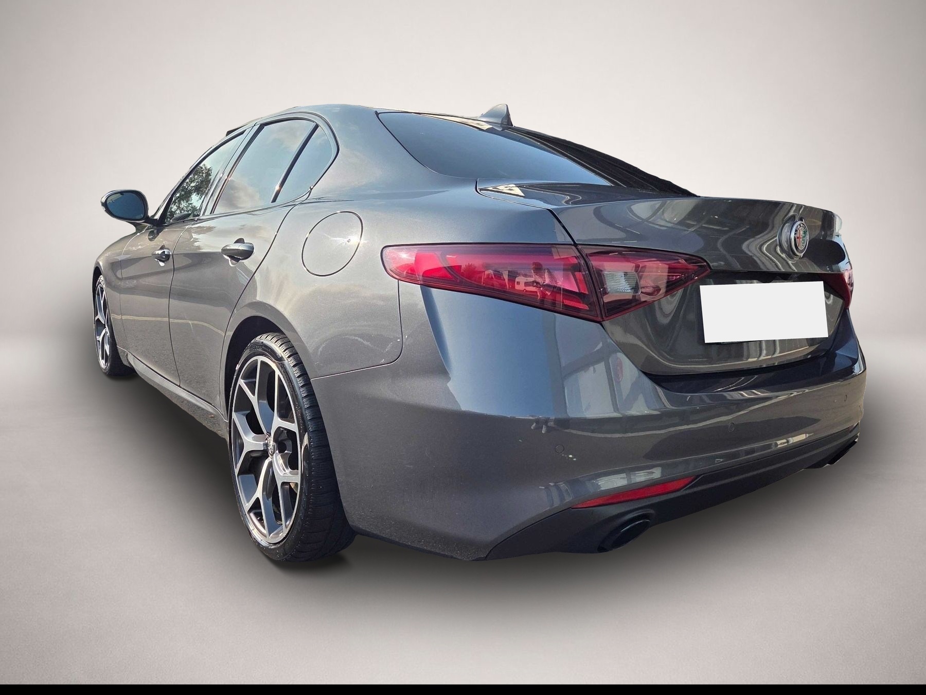 Bild 2 Alfa Romeo Giulia MY20 SPRINT 2.2 Diesel 16V 140kW LM XENON