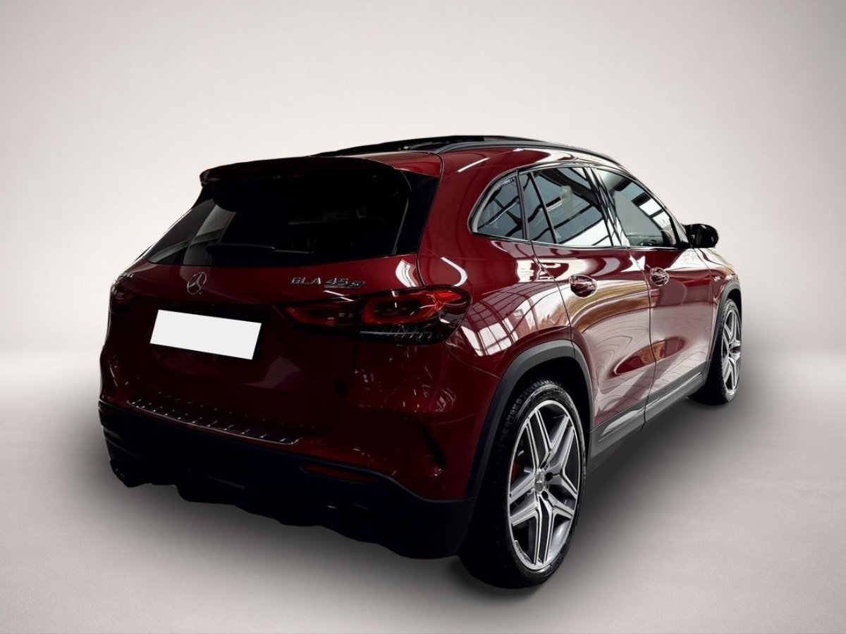 Bild 5 Mercedes-Benz GLA 45 AMG S 4M+ Multibeam Drivers-Package Burme