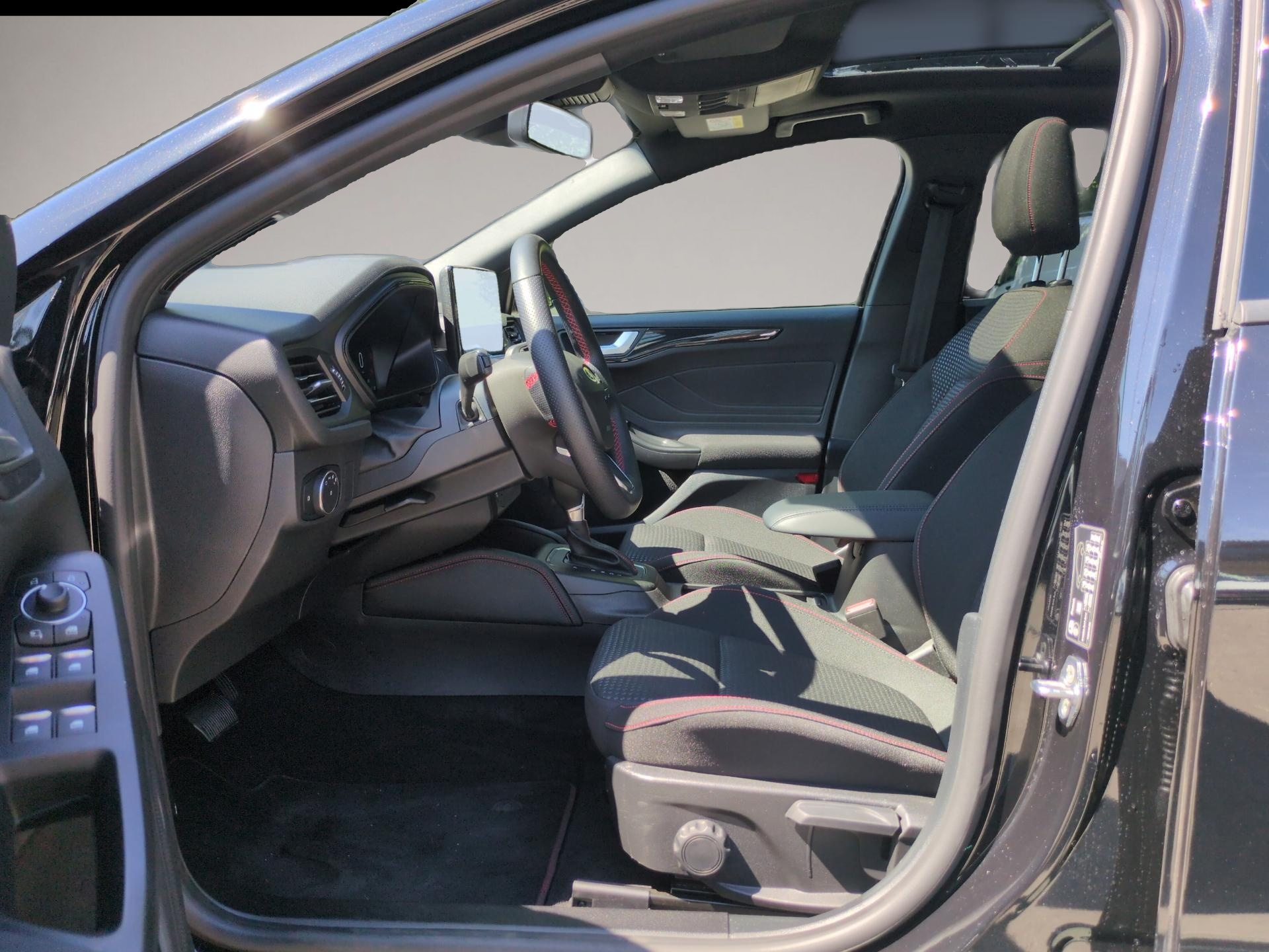 Bild 5 Ford Focus 1.0 EcoBoost ST-Line X Automatik Bluetooth