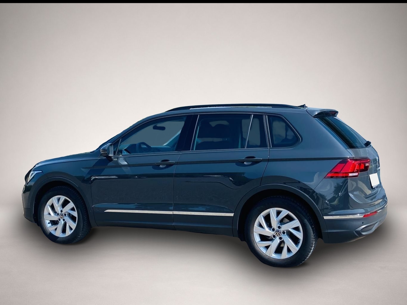 Fotografie 3 des Volkswagen Tiguan 1.5 TSI LIFE APP-CONNECT+NAVI+LED+DAB+LAN