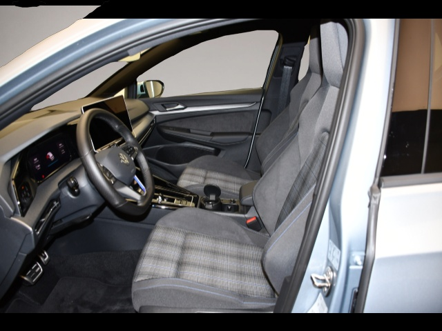 Bild 3 Volkswagen Golf 8 VIII 1.5 TSI eHybrid DSG GTE Matrix/HeadU