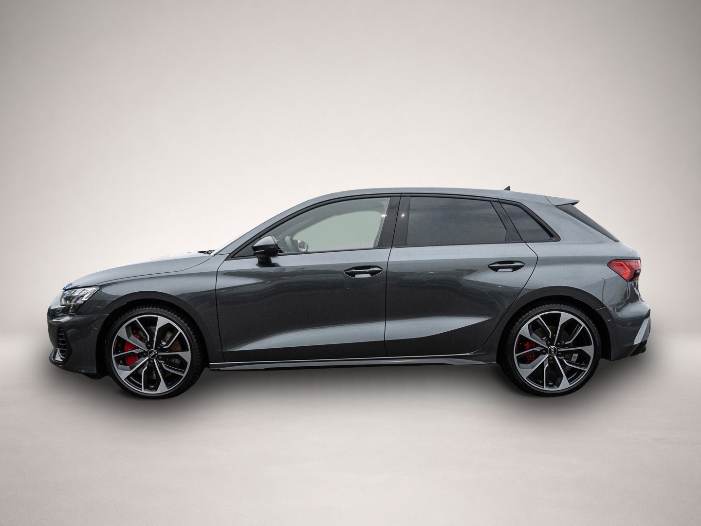 Fotografie 4 des Audi quattro S3 Sportback 2.0 TFSI quattro S tronic