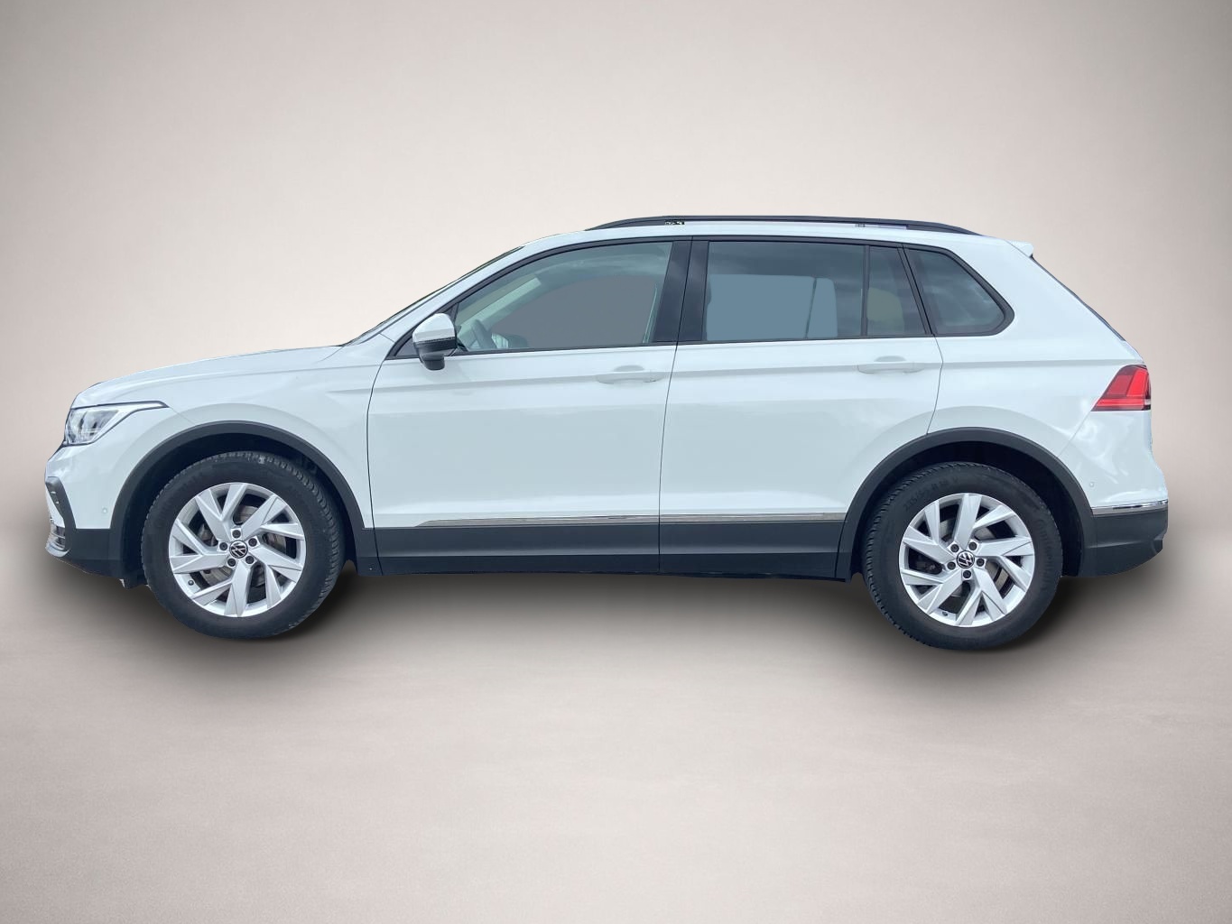 Bild 2 Volkswagen Tiguan 1.5 TSI Life 18"+PANORAMA+APP-CONNECT+KAM