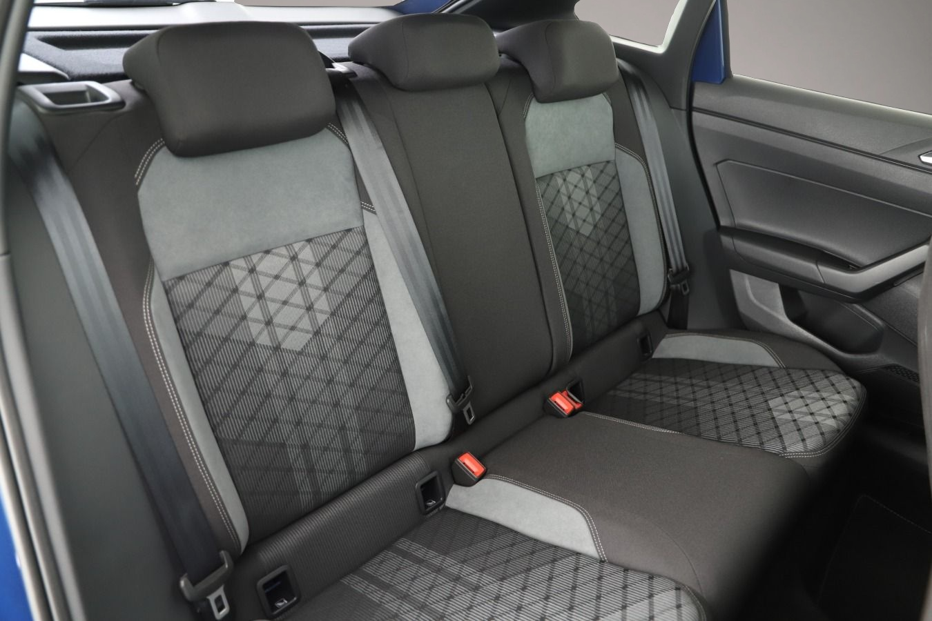Bild 5 Volkswagen Taigo 1.5 TSI DSG R-Line IQ.Light/ACC/Kamera/AHK
